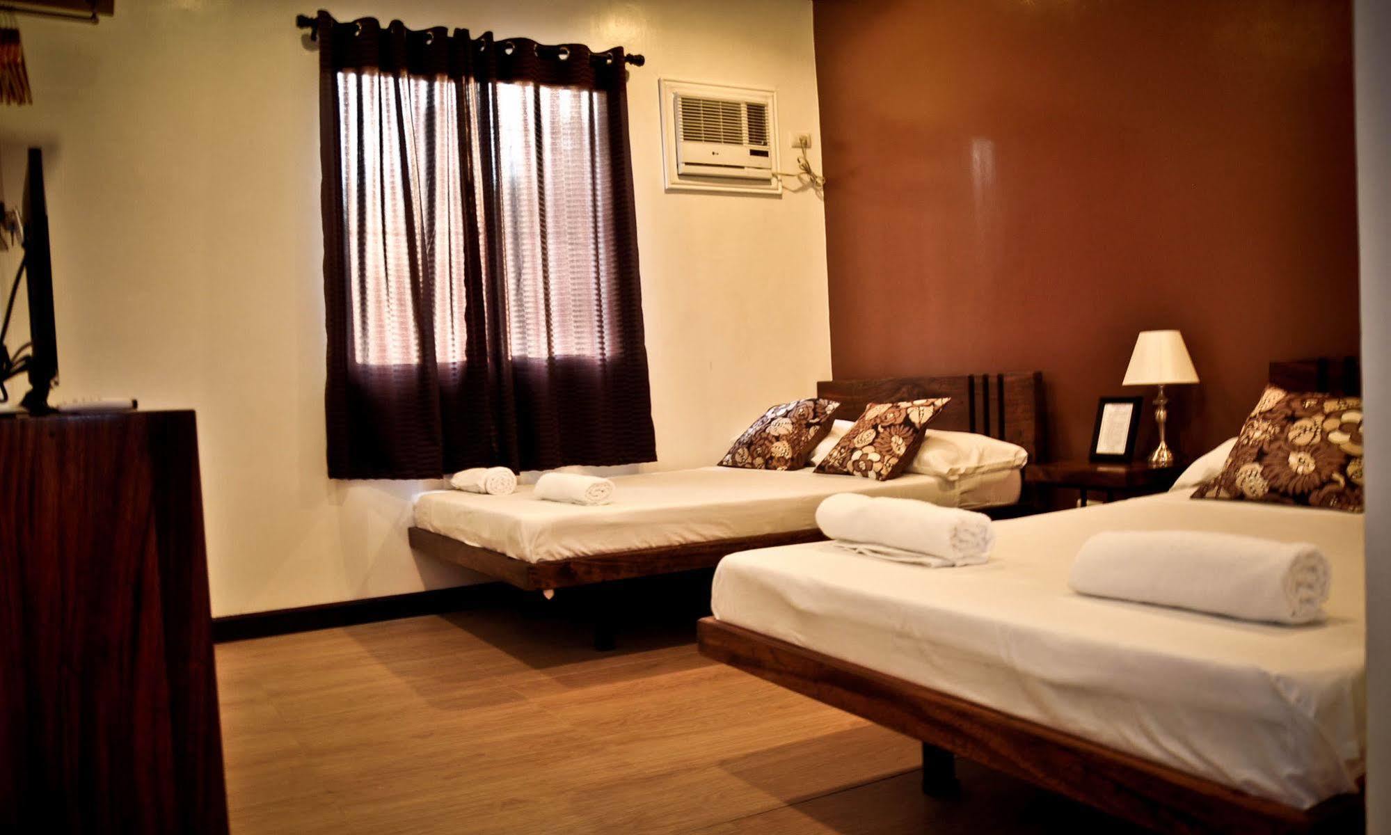 Cleon Villas Pension Puerto Princesa Extérieur photo