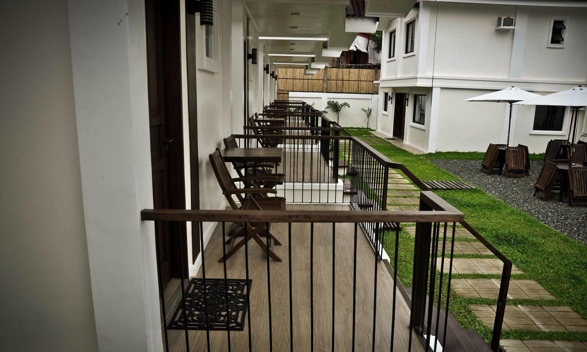 Cleon Villas Pension Puerto Princesa Extérieur photo
