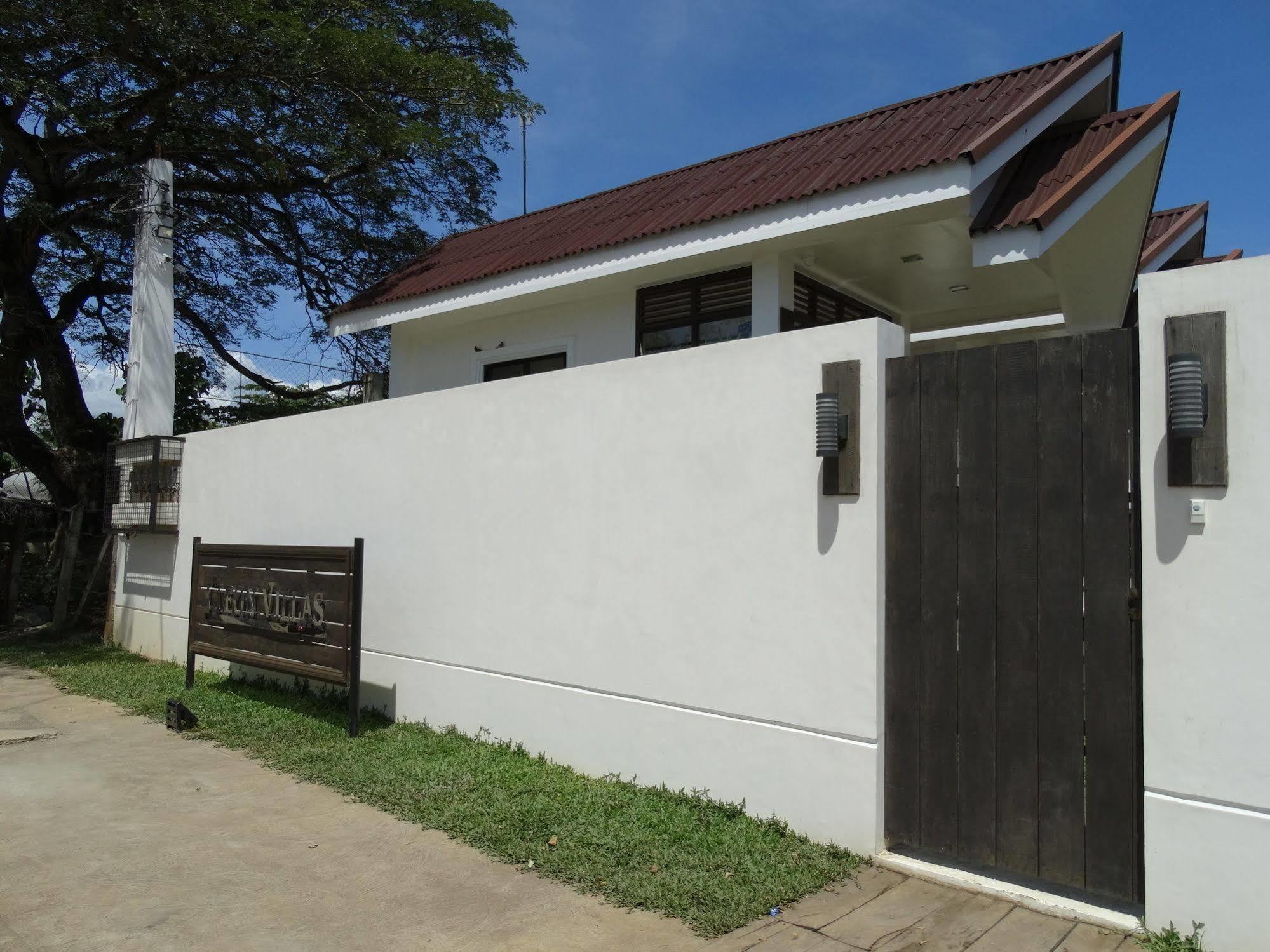 Cleon Villas Pension Puerto Princesa Extérieur photo